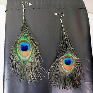 Bohemian Vintage Style Peacock Feather Dangle Earrings